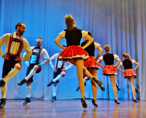 dans polka Trupa The Sky Iasi