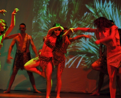 dans tribal Trupa The Sky Iasi