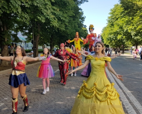 Personaje pentru copii Trupa The Sky Iasi