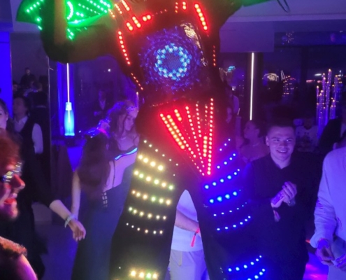 Robot LED pe catalige Trupa The Sky Iasi