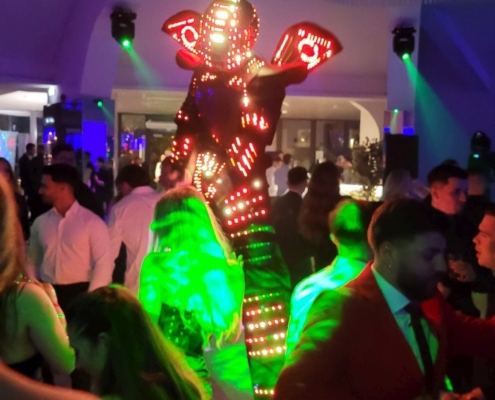 Robot LED pe catalige Trupa The Sky Iasi