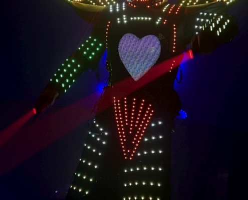 Robot LED pe catalige Trupa The Sky Iasi