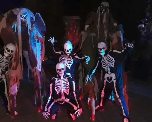 Momente artistice Halloween Trupa The Sky Iasi (5) Momente artistice Halloween Trupa The Sky Iasi